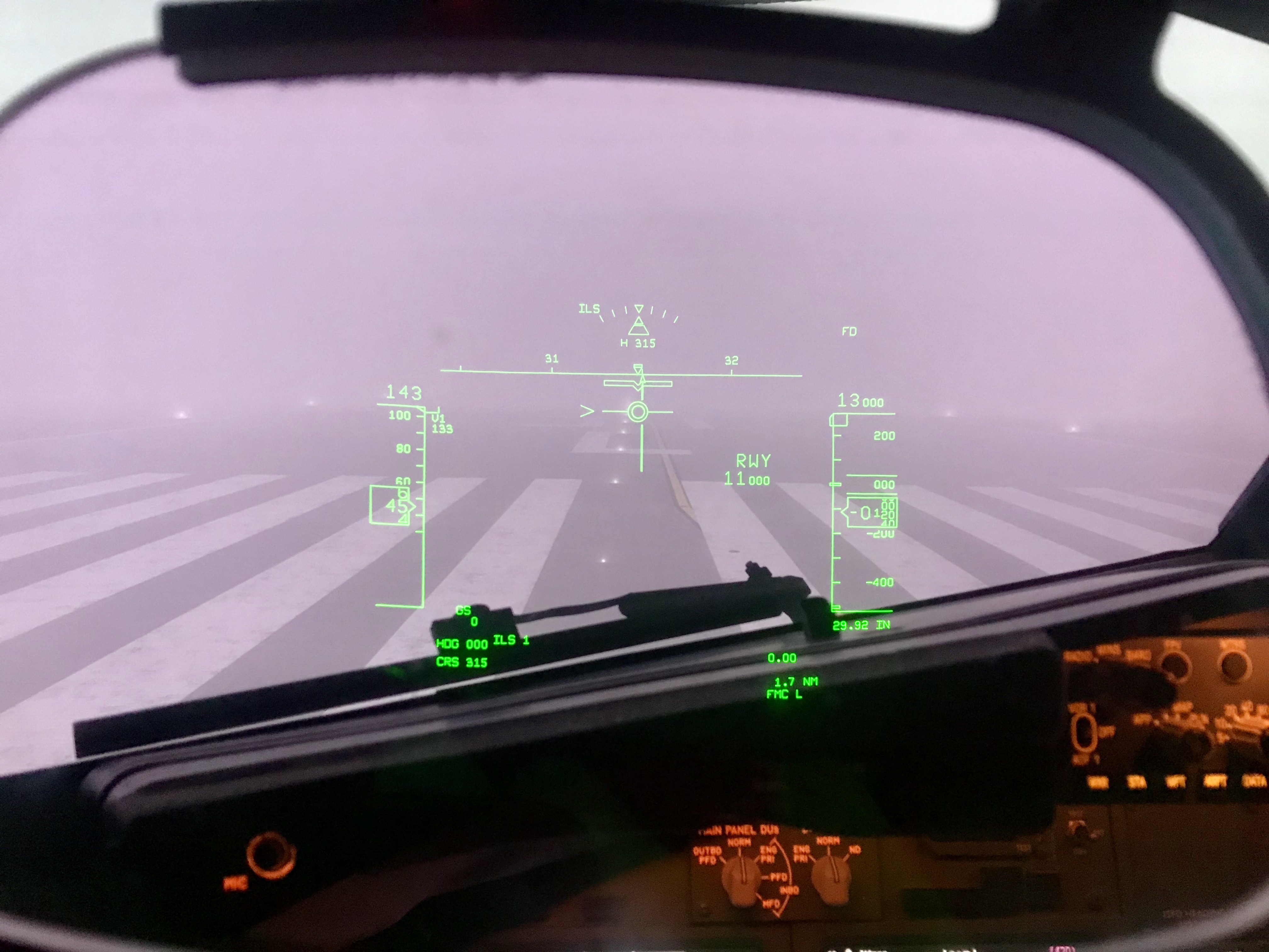 Low Visability HUD Takeoff Training