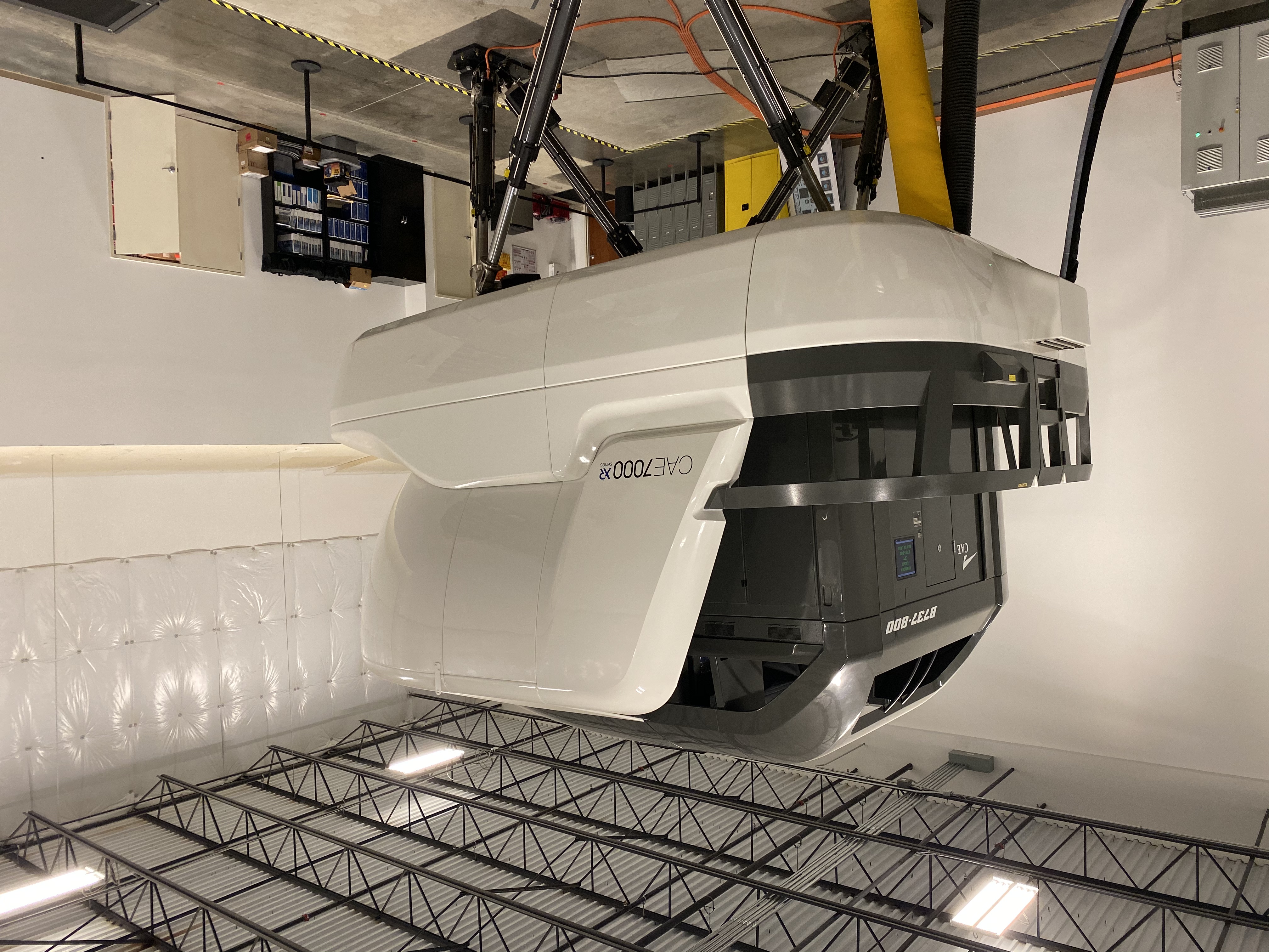 B-737-800 Full Flight Simulator #1628